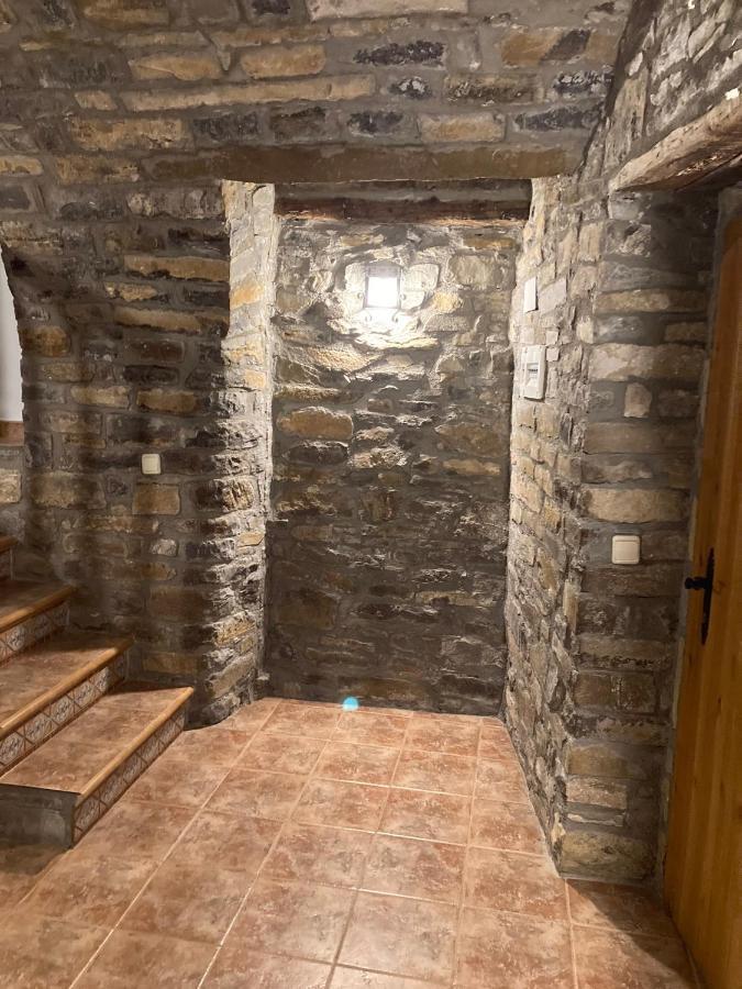 Casa Encuentra, En El Pirineo Al Lado De Ainsa Guest House El Pueyo de Araguás Eksteriør bilde